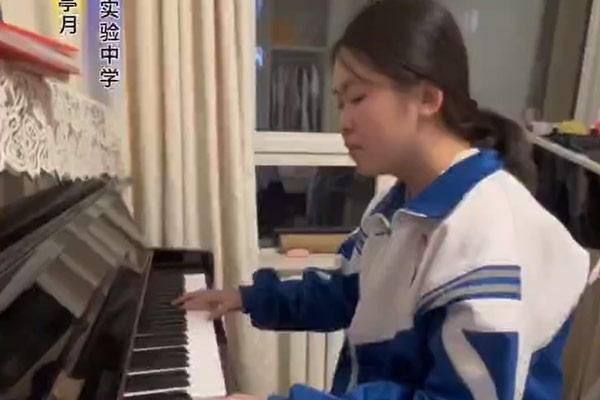 速优少年风采——辽河油田实验中学八年级三班王亭月