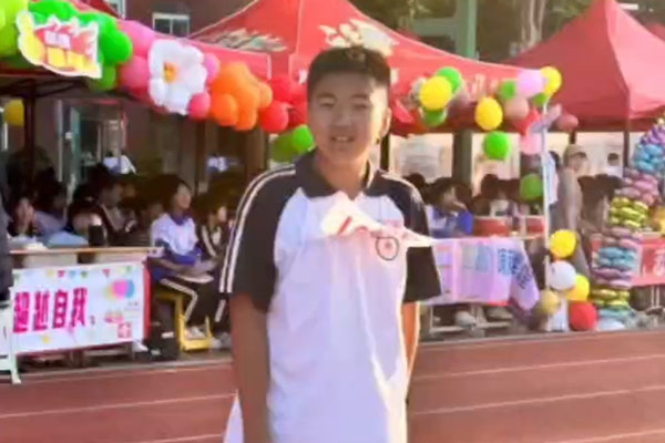 速优少年风采——盘锦辽河油田实验中学八年一班姚懿轩