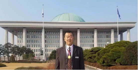 37754896827e9a6f3af789e3012e0716